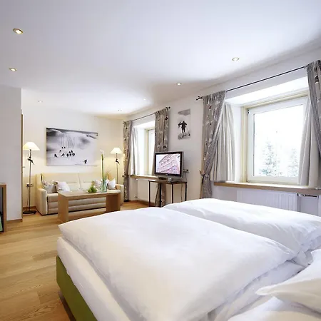 Hotel Schwarzer Adler - Sport & Sankt Anton am Arlberg