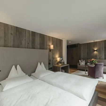 Schwarzer Adler - Sport & Hotel Sankt Anton am Arlberg